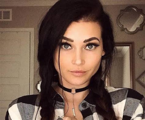 Early Life and Education of Niece Waidhofer