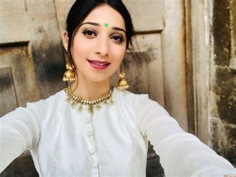 Early Life and Education of Vrushika Mehta