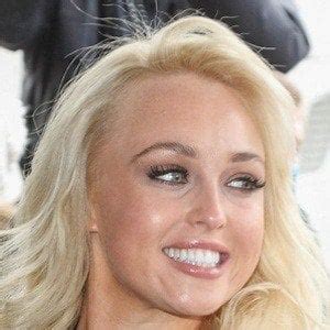 Early Life and Family Background of Jorgie Porter