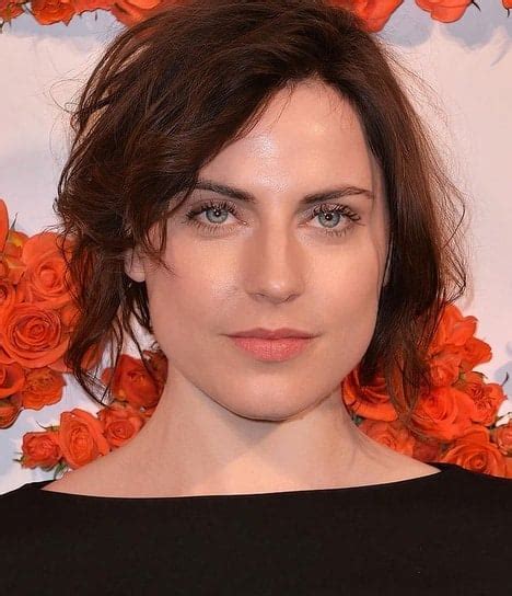 Early Life of Antje Traue