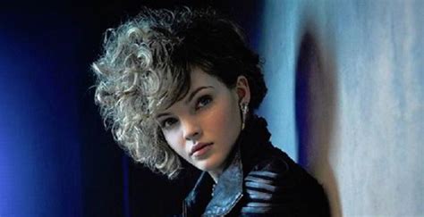 Early Life of Camren Bicondova