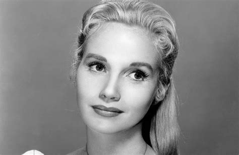 Early Life of Eva Marie Saint