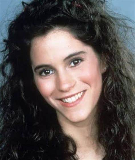 Early Years and Childhood of Jami Gertz