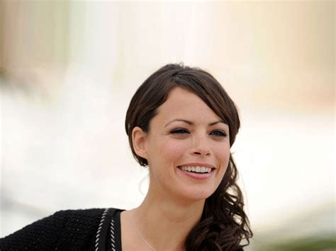 Earnings Insights: Discover the Wealth of Berenice Bejo