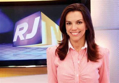 Educational background of Ana Paula Araujo