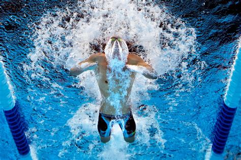 Effective Training Strategies for Competitive Swimmers