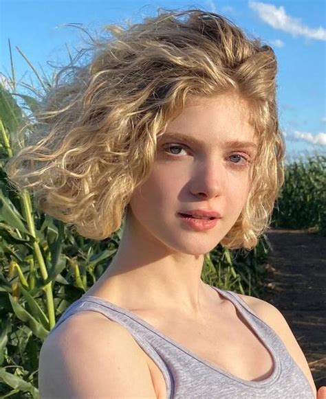 Elena Kampouris: Personal Life and Success