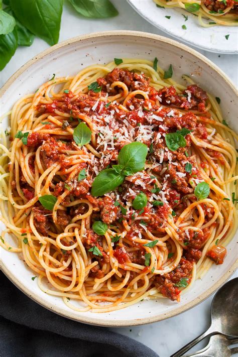 Elevate Your Dish: Simple yet Flavorful Pasta Sauces to Try