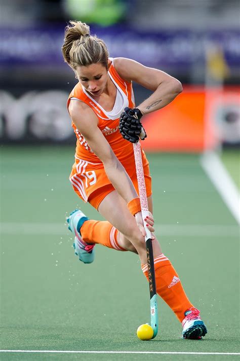 Ellen Hoog's Achievements in Field Hockey