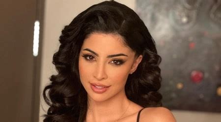 Elwa Saleh's Height and Weight