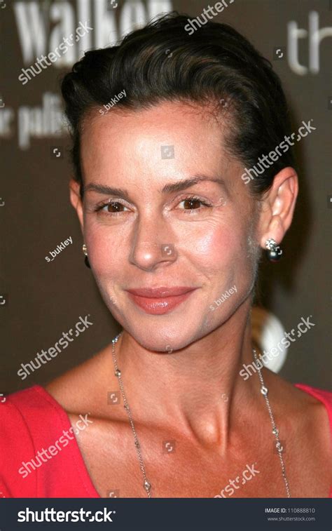 Embeth Davidtz's Financial Investments