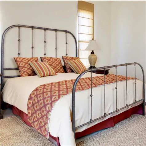 Embracing the Timeless Elegance of an Iron Bed