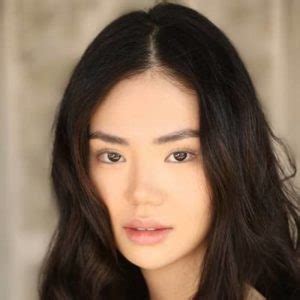 Emily Chen Biography