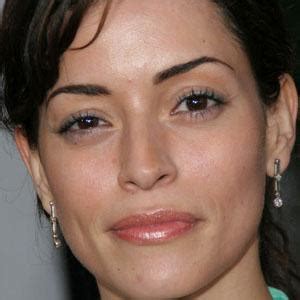 Emmanuelle Vaugier's stunning height and figure