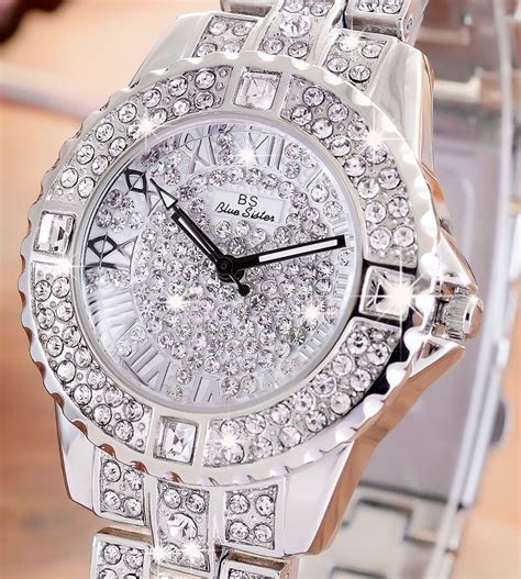 Enhance Your Style with a Dazzling Diamond Watch