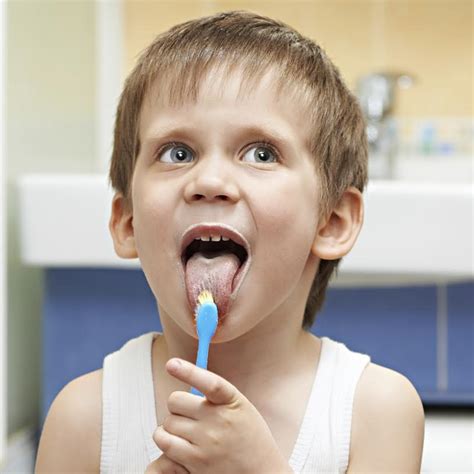 Enhancing Oral Hygiene Through Effective Tongue Care