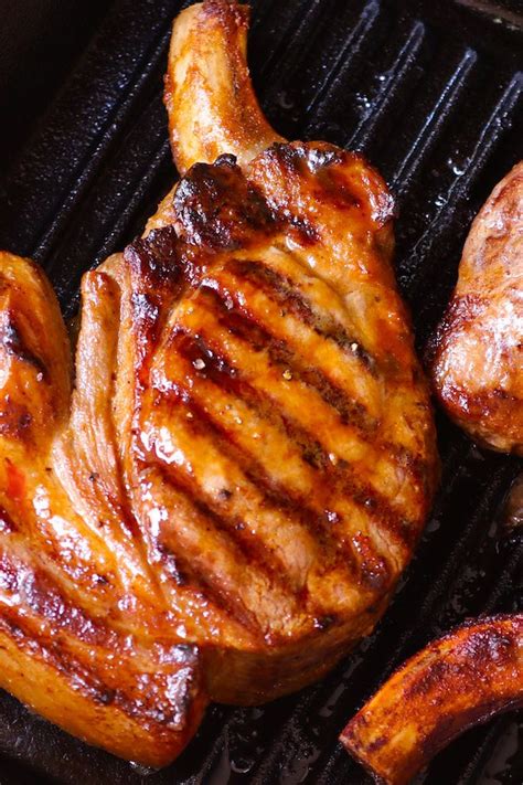 Enhancing Texture and Taste: Tips for Grilling a Perfect Pork Chop