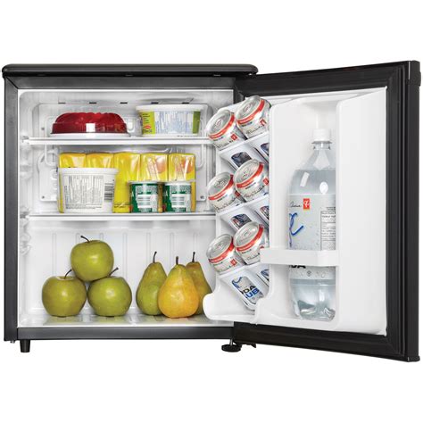 Essential Features to Consider when Choosing a Compact Refrigerator