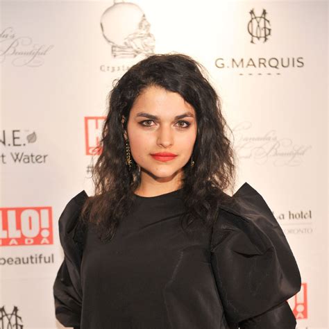 Eve Harlow's Biography: Early Life and Career