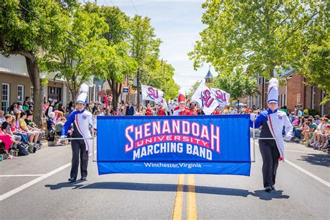 Experience the Excitement of Marching Band Music and Performance