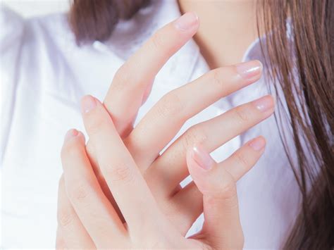 Expert Advice: Dermatologist Tips for Smooth and Hydrated Hands