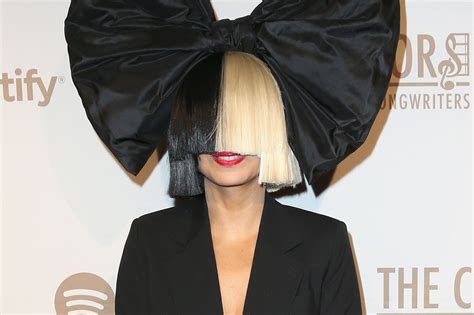 Exploration of Sia's Musical Journey and Rise to Fame