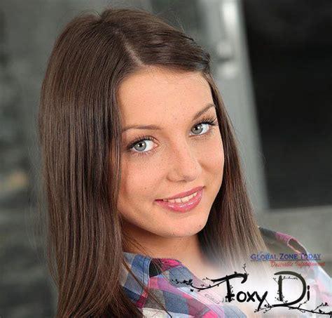 Explore Agata Foxy: A Full Biography