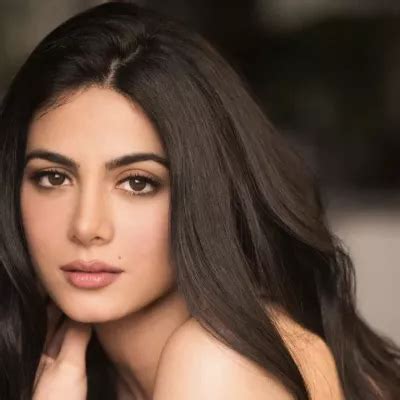 Explore Emeraude Toubia's Fitness Routine