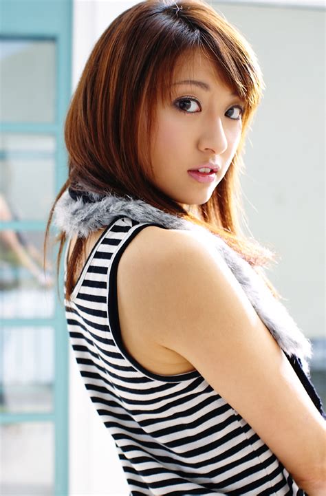 Explore Misa Shinozaki's Impressive Body Measurements