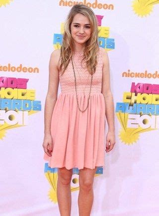 Explore More About Katelyn Tarver's Height and Physique