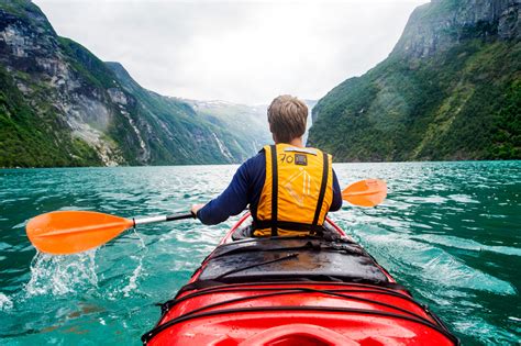 Exploring Breathtaking Canoeing Destinations Across the Globe