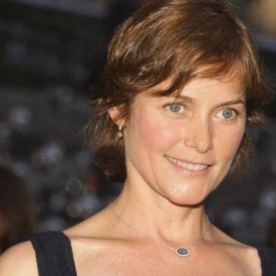 Exploring Carey Lowell's Impressive Fortune