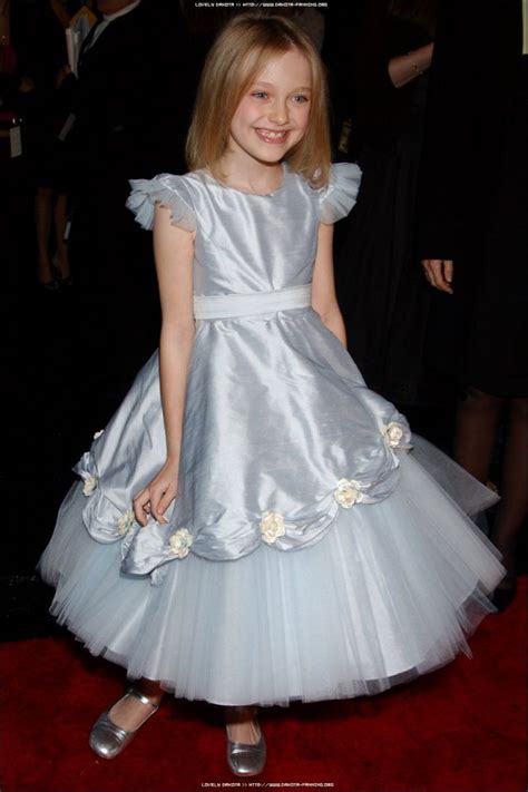 Exploring Dakota Fanning's Fashion Choices