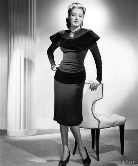 Exploring Eleanor Parker's Style and Fashion Choices