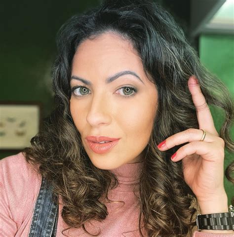 Exploring Fabiana Britto's Net Worth and Achievements