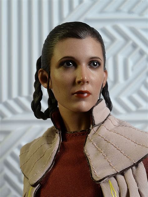 Exploring Leia Organa's Height and Figure