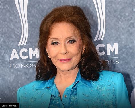 Exploring Loretta Lynn's Height and Physique