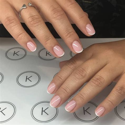 Exploring New Possibilities: Contemporary Updates to the Traditional French Manicure