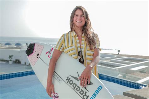 Exploring Sofia Mulanovich's Professional Surfing Career