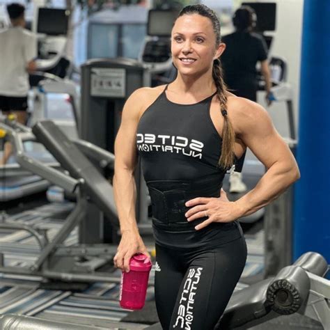 Exploring Tabby Farrar's Physique and Fitness Regimen