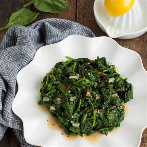 Exploring Unexpected Applications: Spinach Beyond Salads and Smoothies