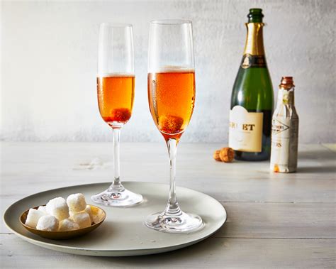 Exploring the Art of Champagne Cocktails