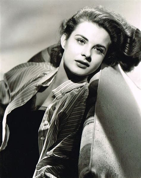 Exploring the Astonishing Physical Characteristics of Jean Peters