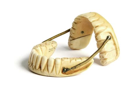 Exploring the Cultural and Historical Significance of Enamel Dentures in Dreams