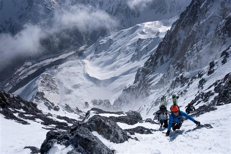 Exploring the Enigma: Understanding the Science Behind Avalanches