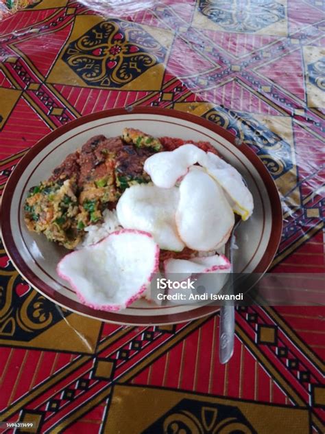 Exploring the Flavors of Nigeria: Embarking on a Gastronomic Journey through Yam and the Aromatic Essences