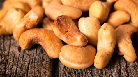 Exploring the Origins and Journey of Cashews from Farm to Plate