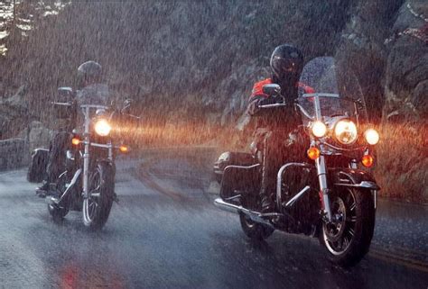 Exploring the Thrill of Riding in the Rain: An Electrifying Encounter