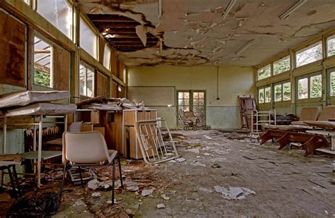 Exploring the Urban Decay: The Enchantment of Abandoned Hospitals to Urban Explorers