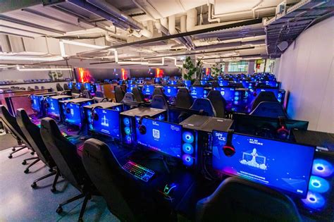 Exploring the World of Gaming Spaces: An Entrance to Novel Experiences